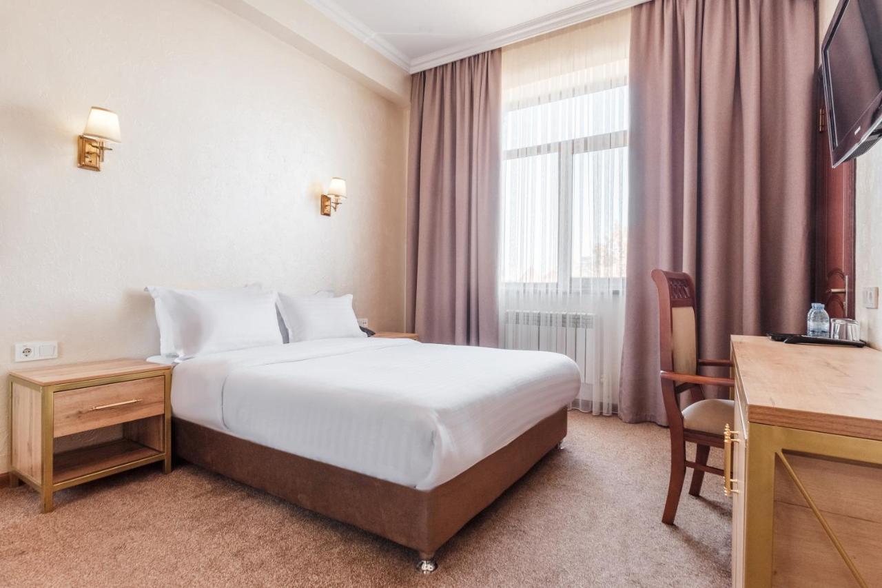 טשקנט Western Suites Hotel מראה חיצוני תמונה