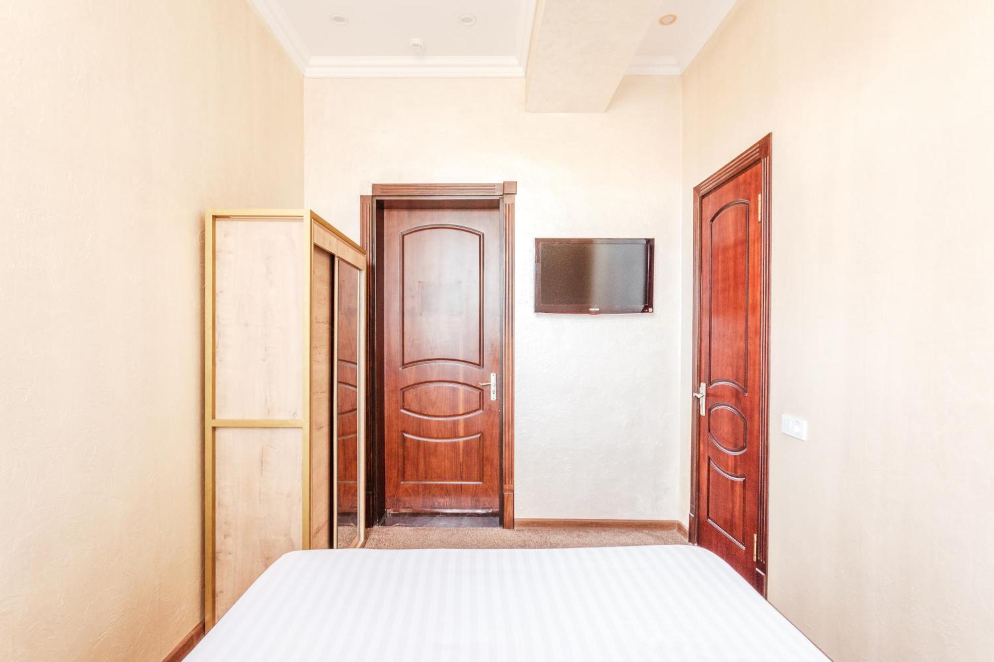 טשקנט Western Suites Hotel מראה חיצוני תמונה