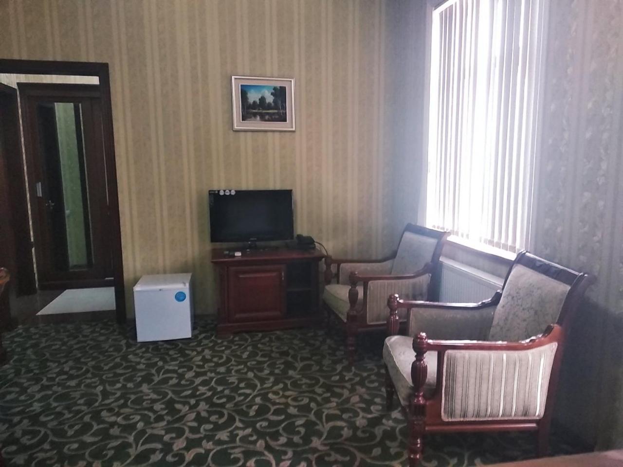 טשקנט Western Suites Hotel מראה חיצוני תמונה