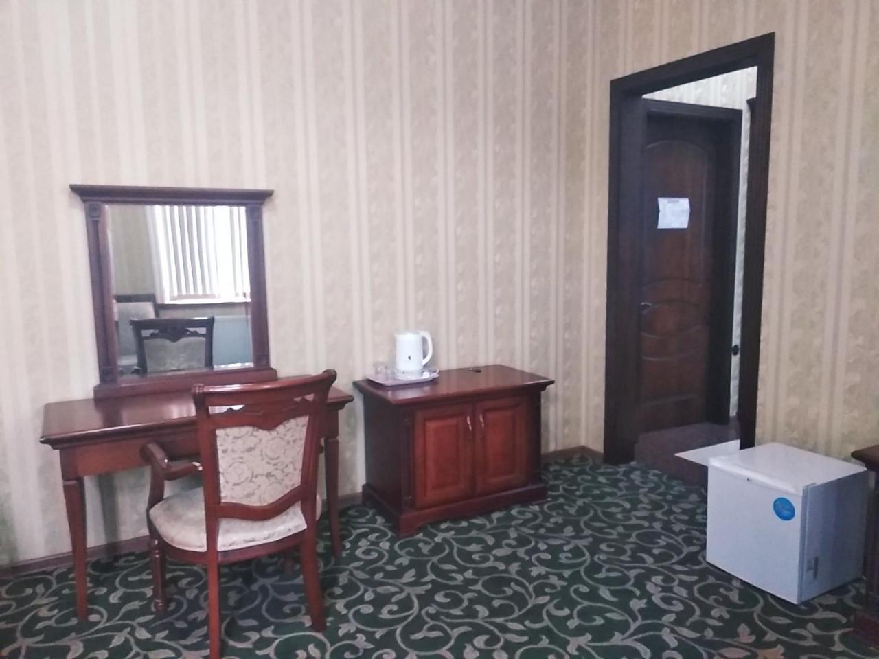 טשקנט Western Suites Hotel מראה חיצוני תמונה